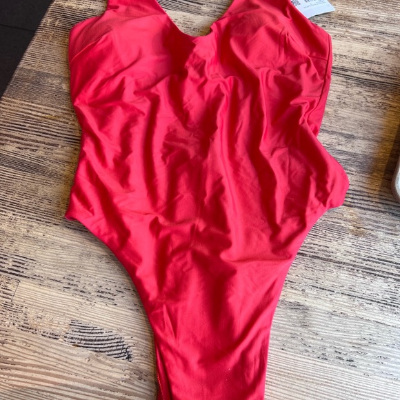 please do not purchase. on hold. 6/30 - Picture 3 of 6